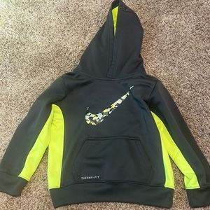 Boys Nike hoodie size 4